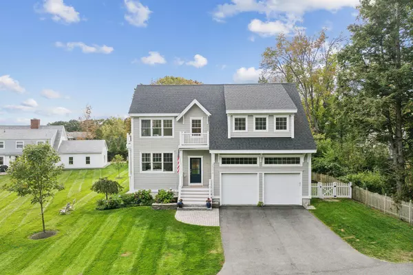 Falmouth, ME 04105,239A Foreside RD