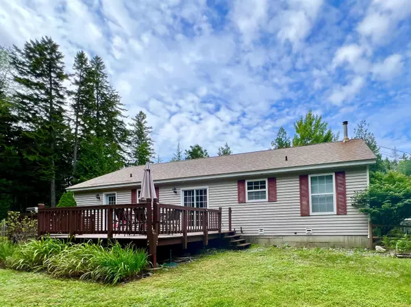 Southwest Harbor, ME 04679,40 Salem Towne RD