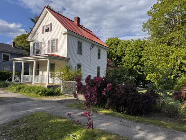 Bangor, ME 04401,21 Fern ST