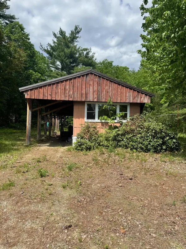 Standish, ME 04084,3 Aube LN