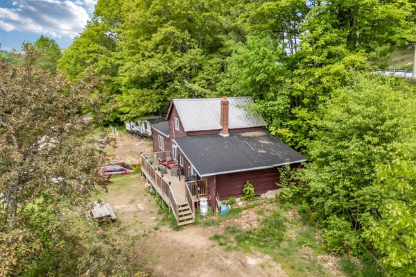 54 Old Canton RD, Dixfield, ME 04224