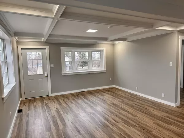 Ashland, ME 04732,90 Bridgham ST