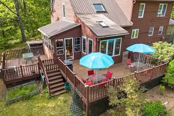 2 Woodland CIR, Wells, ME 04090