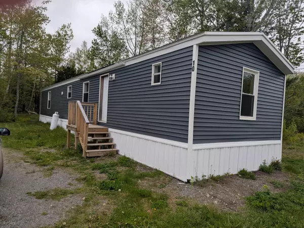 10 Schoppe DR, Orono, ME 04473