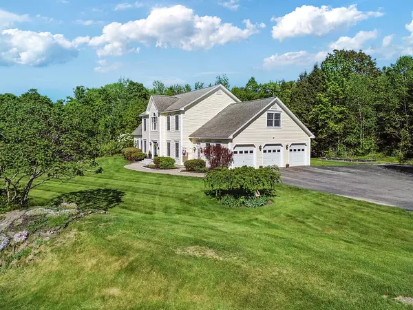 Winslow, ME 04901,3 Emily's WAY