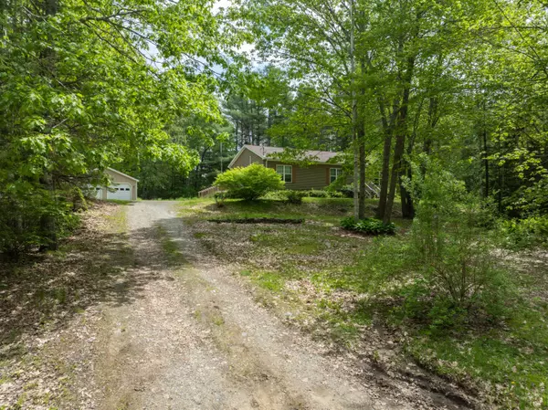 155 Crystal CV, Waldoboro, ME 04572