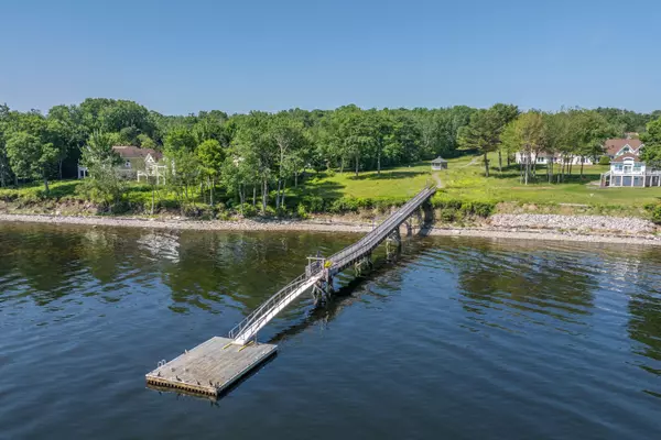 Belfast, ME 04915,18 Bayside DR