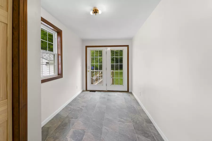 131 Forest AVE, Orono, ME 04473