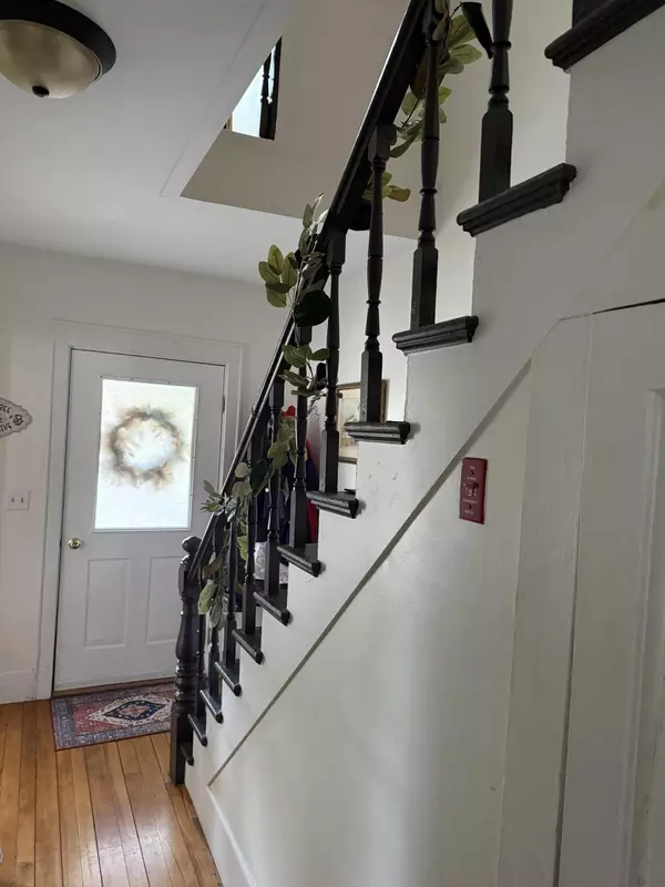 Augusta, ME 04330,5 Columbia ST