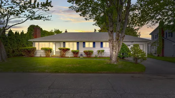 34 Pineland ST, Lewiston, ME 04240