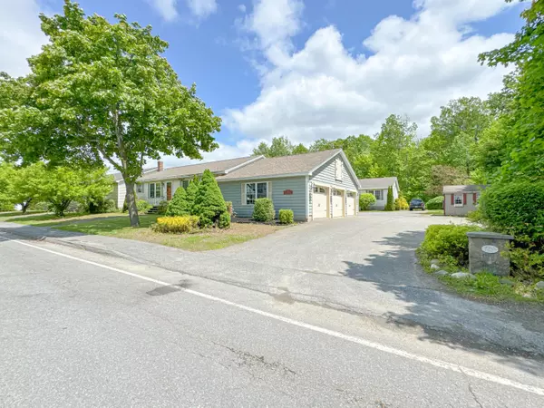 23 N Garand ST, Winslow, ME 04901