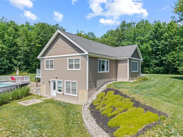 Hiram, ME 04041,64 New Settlement RD