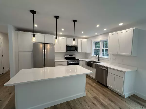 Limerick, ME 04048,59 Edge Hill RD