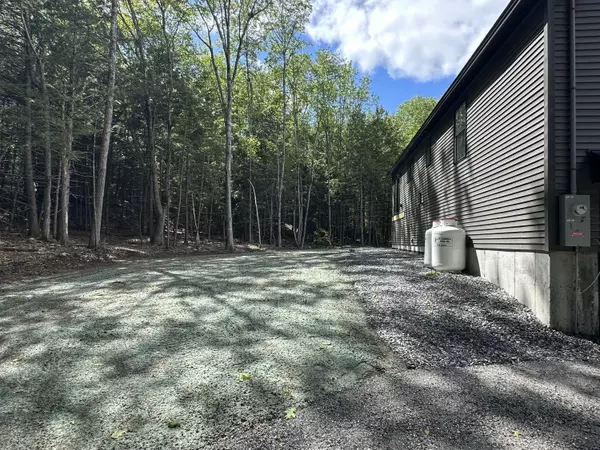 Limerick, ME 04048,59 Edge Hill RD