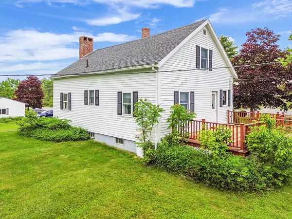 Pittston, ME 04345,579 Wiscasset RD