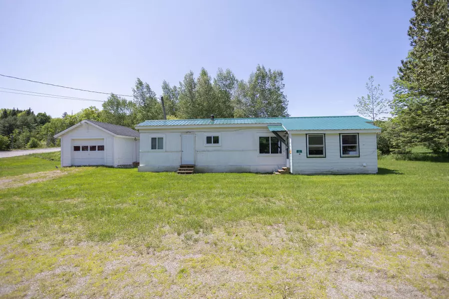 22 Park ST, Phillips, ME 04966