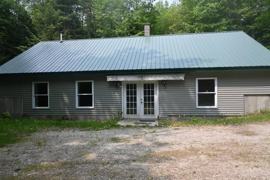 155 Penney RD, New Gloucester, ME 04260