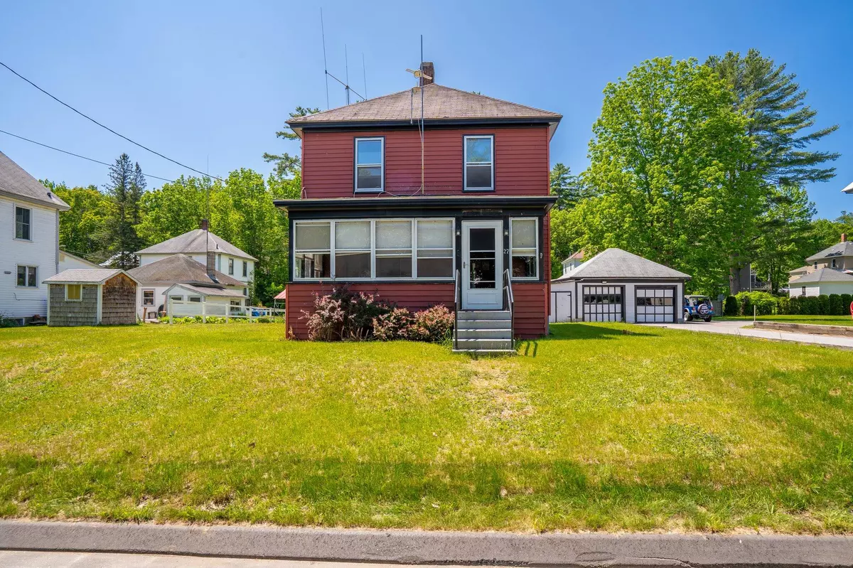 Limerick, ME 04048,27 Maple ST