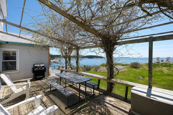 Stonington, ME 04681,94 Sand Beach RD