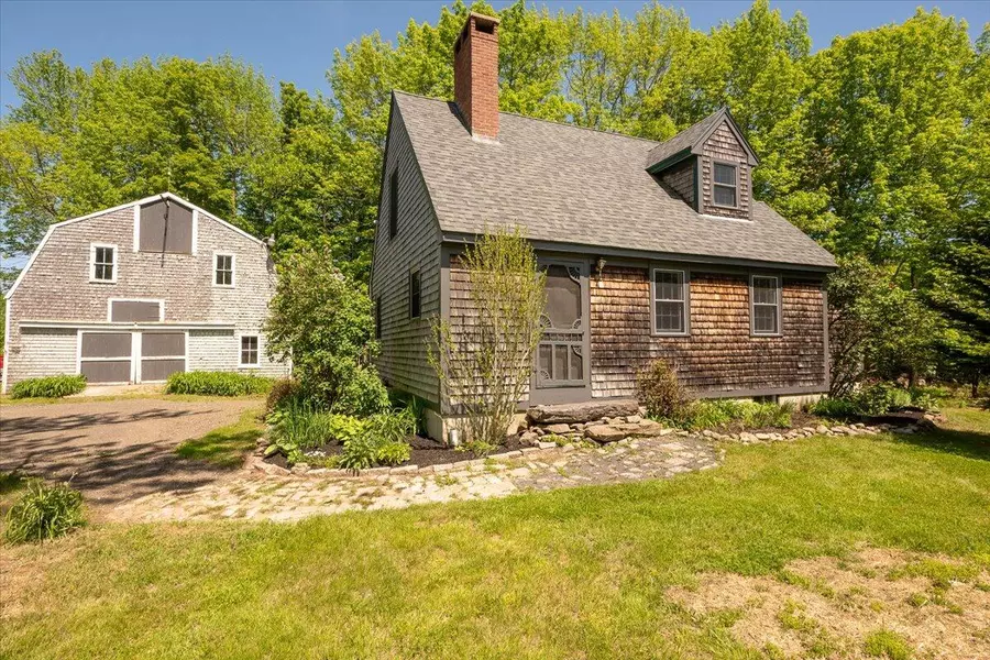 15 Feylers Corner RD, Waldoboro, ME 04572