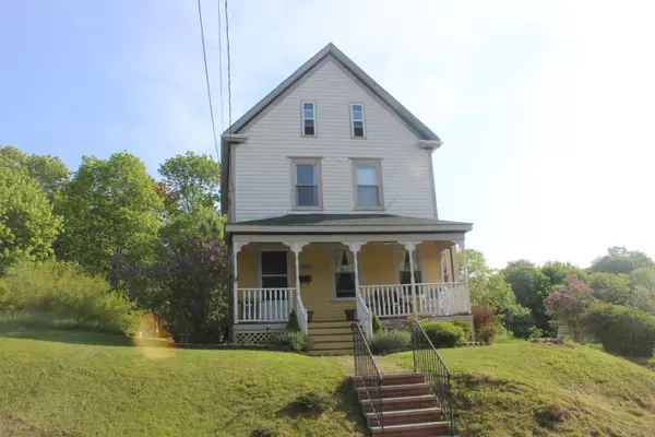 Eastport, ME 04631,11 Hawkes AVE