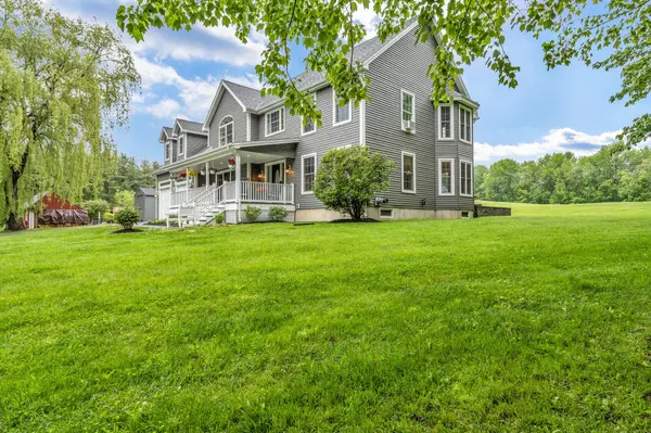 Auburn, ME 04210,24 Hickory DR