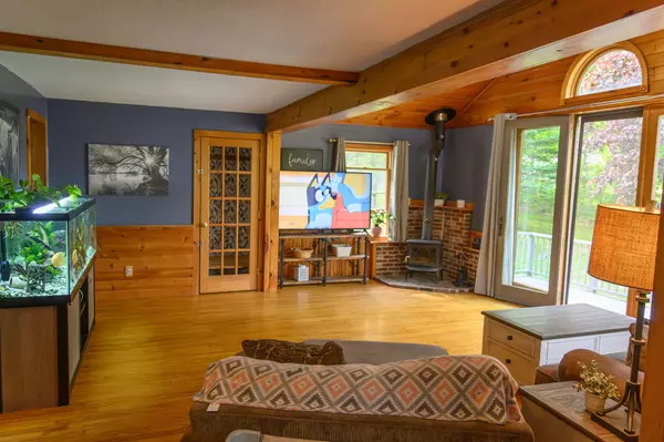 Wiscasset, ME 04578,350 Foye RD