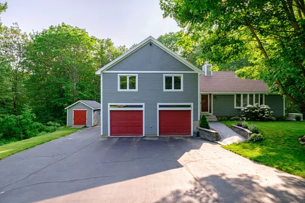 Standish, ME 04084,20 Oak Ridge DR