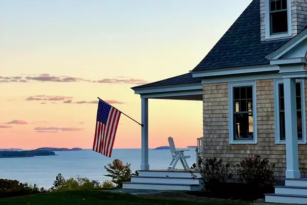 286 Atlantic HWY, Northport, ME 04849