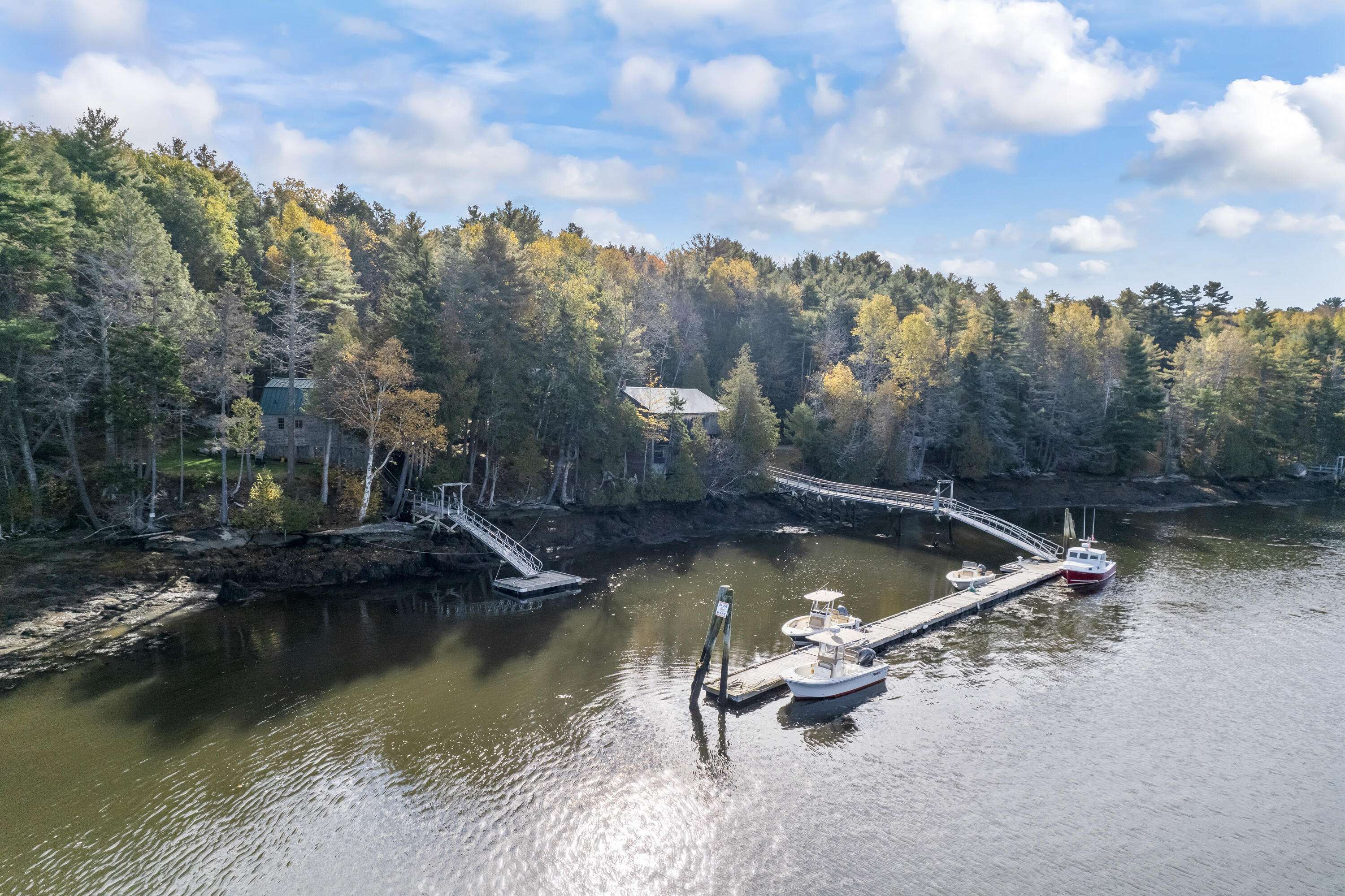36 Hodgdon RD, Westport Island, ME 04578