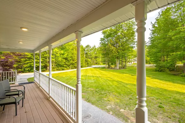 Hollis, ME 04042,99 Boulder RDG