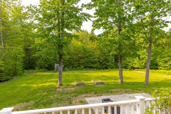 Hollis, ME 04042,99 Boulder RDG