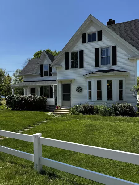 1143 Main ST, Mount Desert, ME 04660