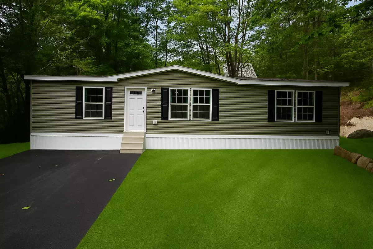 Naples, ME 04055,33 Lois LN