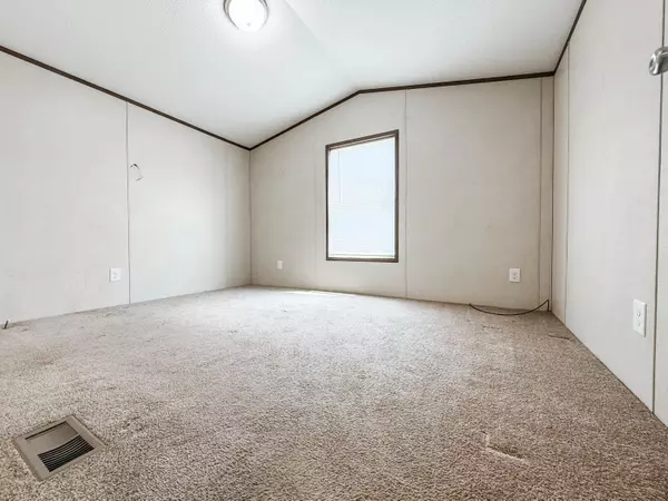 Limington, ME 04049,16 Cedarwood DR