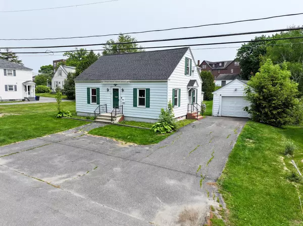 47 Central AVE, Waterville, ME 04901