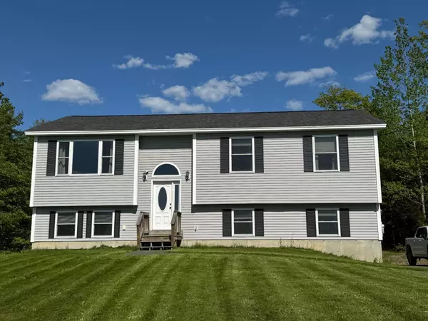 114 Wing RD, Levant, ME 04456