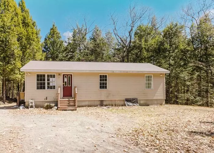 71 Darbick TER, Hollis, ME 04042