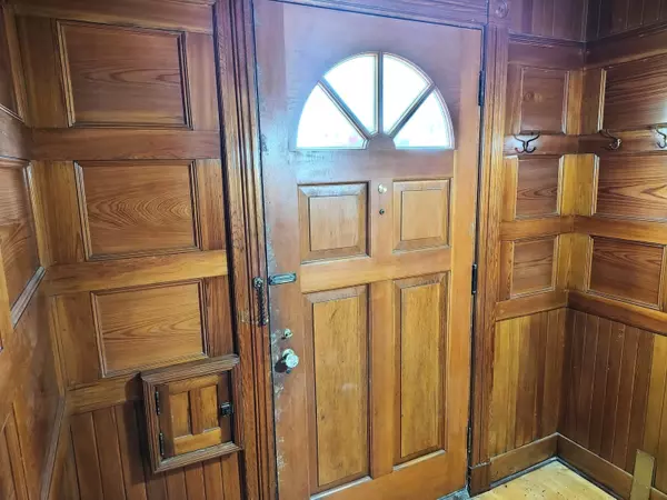 Houlton, ME 04730,47 High ST