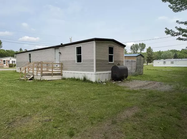 East Millinocket, ME 04430,45 Church ST #29