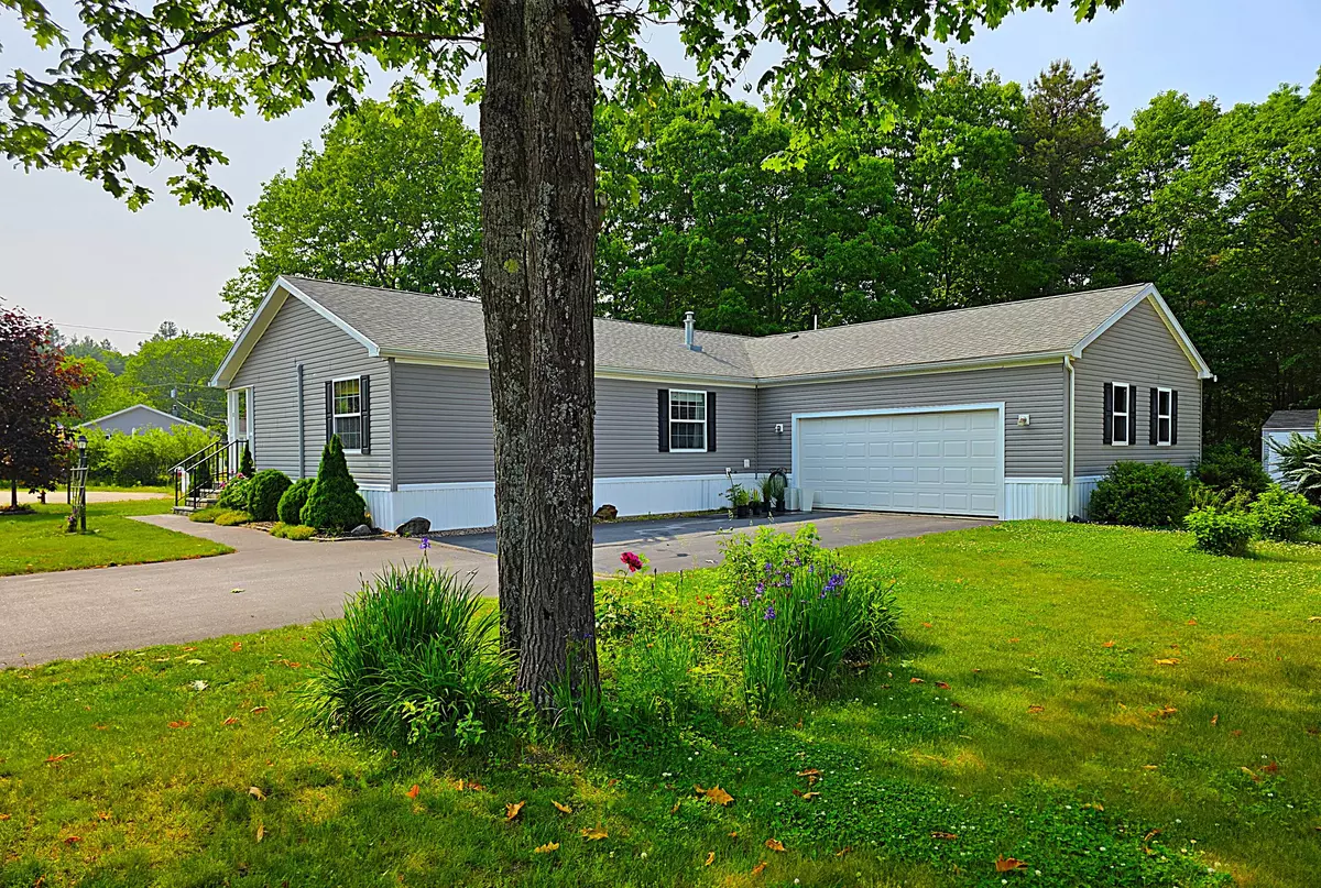 Lyman, ME 04002,8 Fieldstone DR