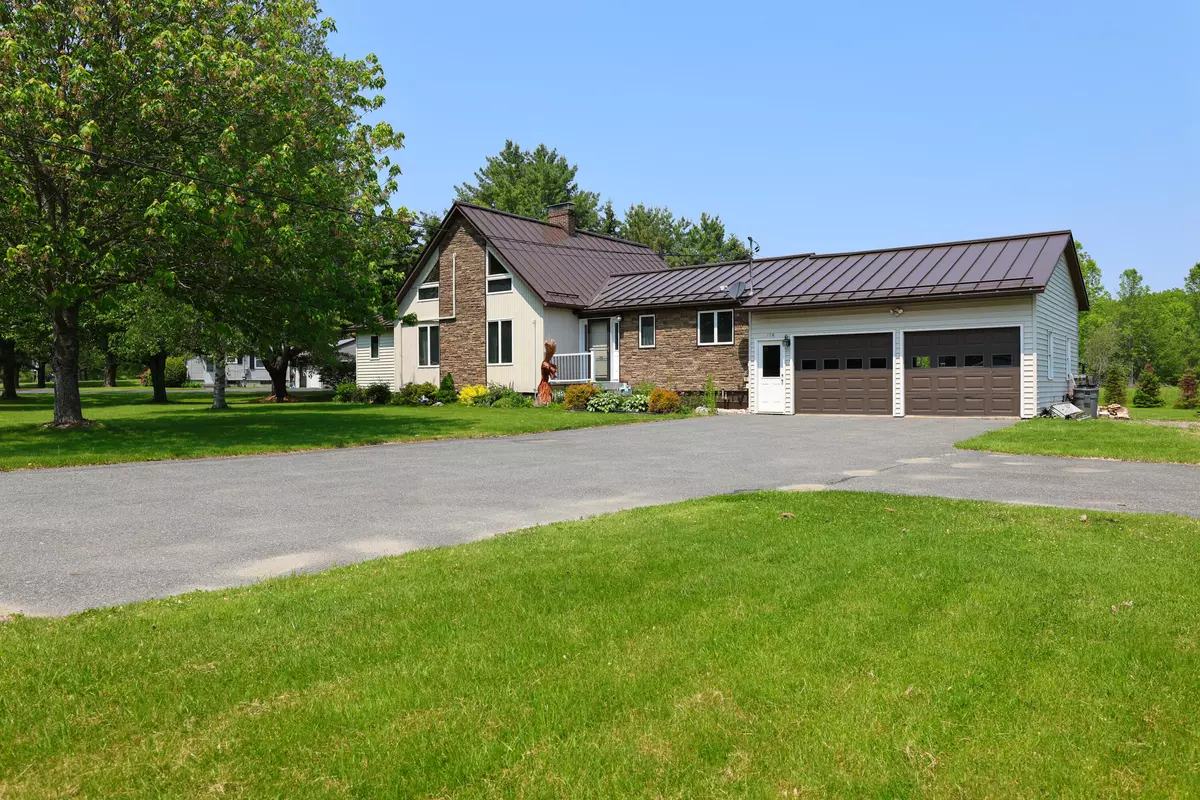 Winslow, ME 04901,178 Clinton AVE