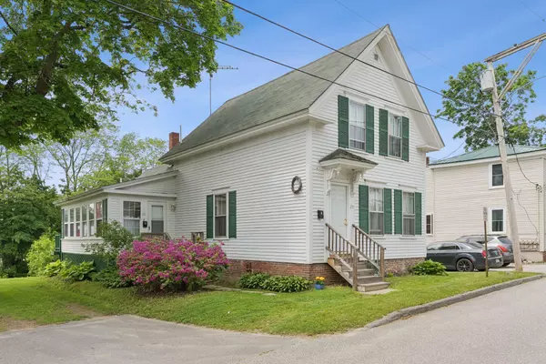 Winthrop, ME 04364,20 Green ST