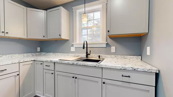 Bath, ME 04530,422 Centre ST