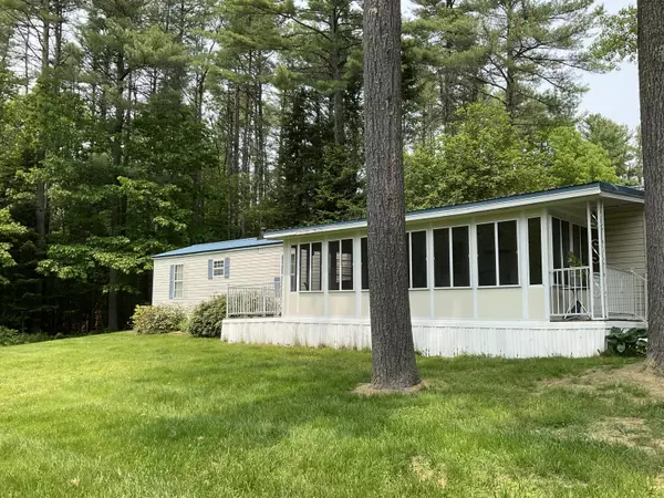 2196 Sanford Rd #40, Wells, ME 04090