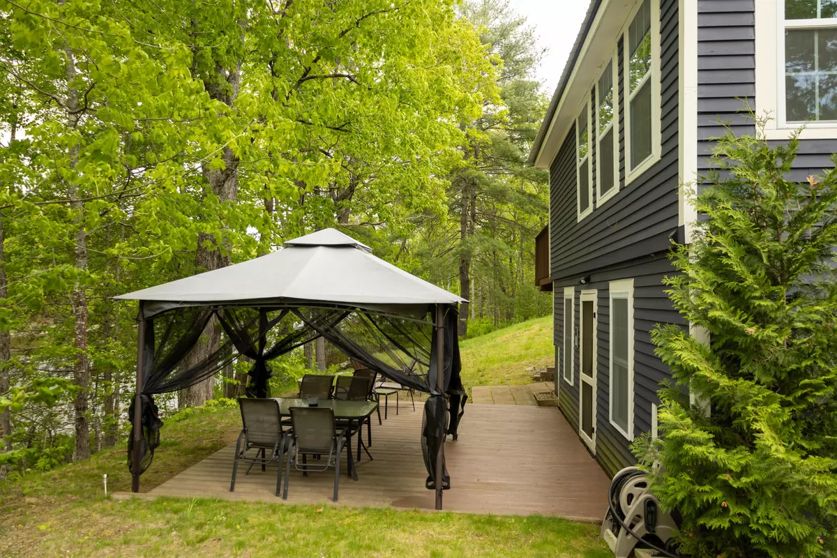 New Portland, ME 04961,346 River RD