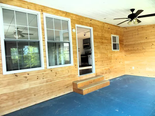 Hancock, ME 04640,840 US Hwy 1