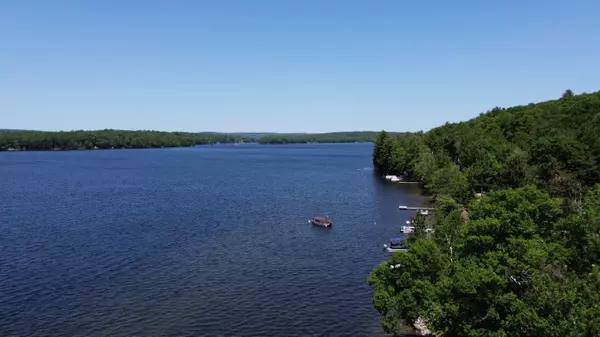 Winthrop, ME 04364,464-467 Memorial DR