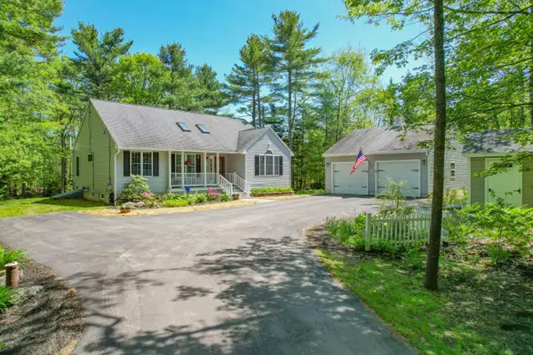12 Hixon Hill DR, Woolwich, ME 04579