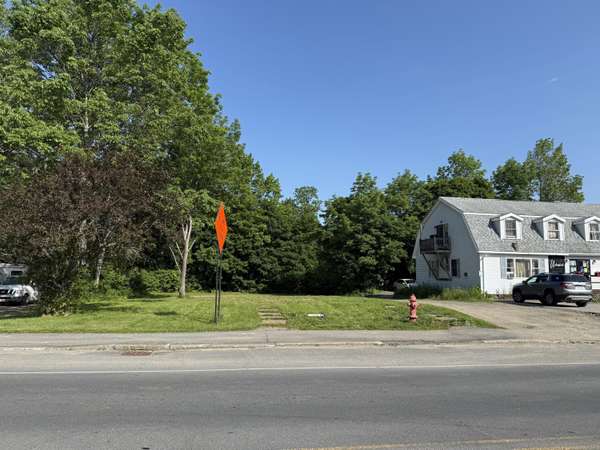 79 North ST, Calais, ME 04619